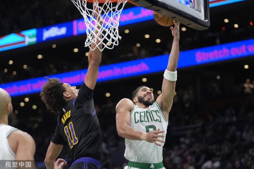 比赛伊始便 比赛伊始便